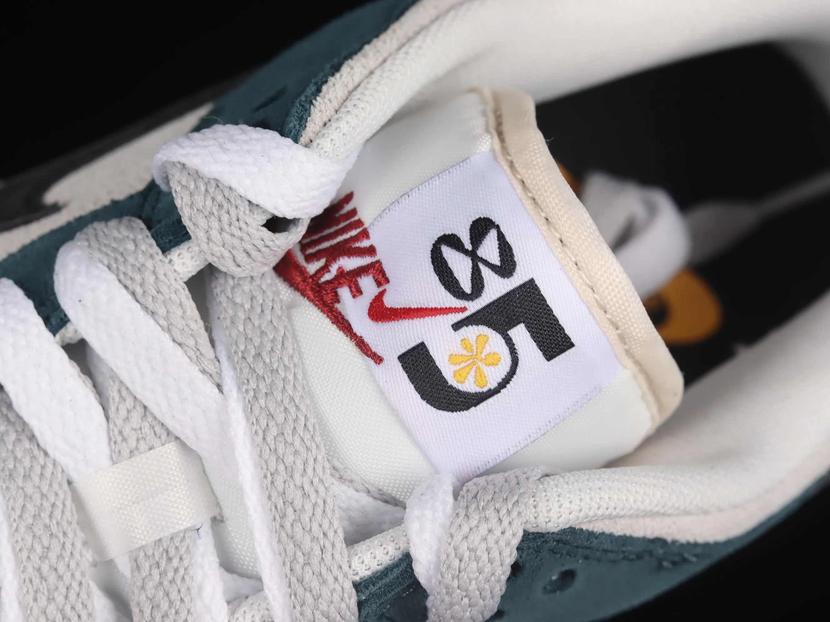 All categories Nk SB Dunk series Nk SB Dunk Low low-top sneakers Nk SB Dunk Low "85" gray green double hook SB low-top sports and leisure sneakers DO9457-110